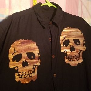 24# Tiki Skull shirt